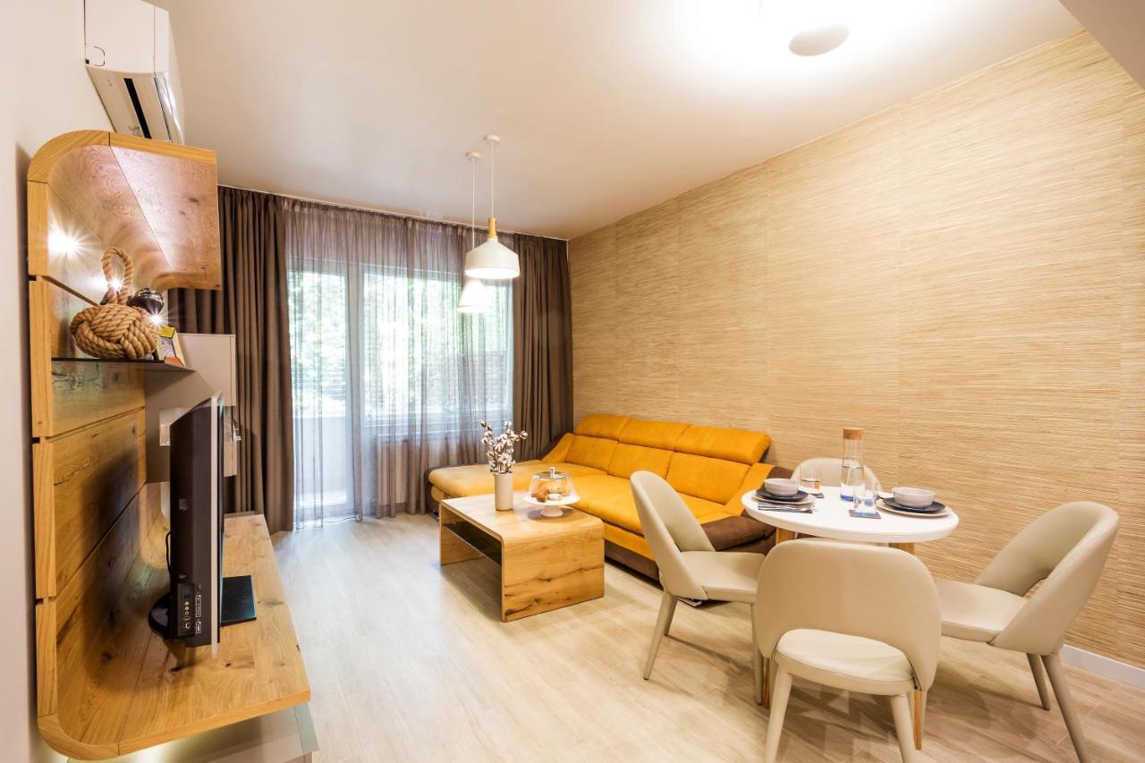 Sca Sofia City Apartments Bagian luar foto